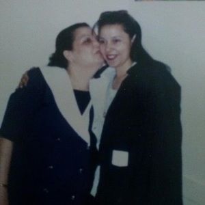 Meet your Posher, Isis